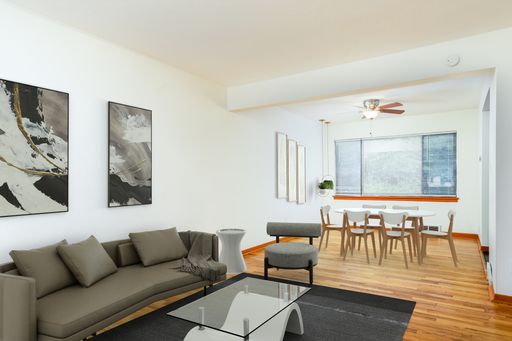 Spacious 2BD Townhome on Mississippi River Bank – photo 1