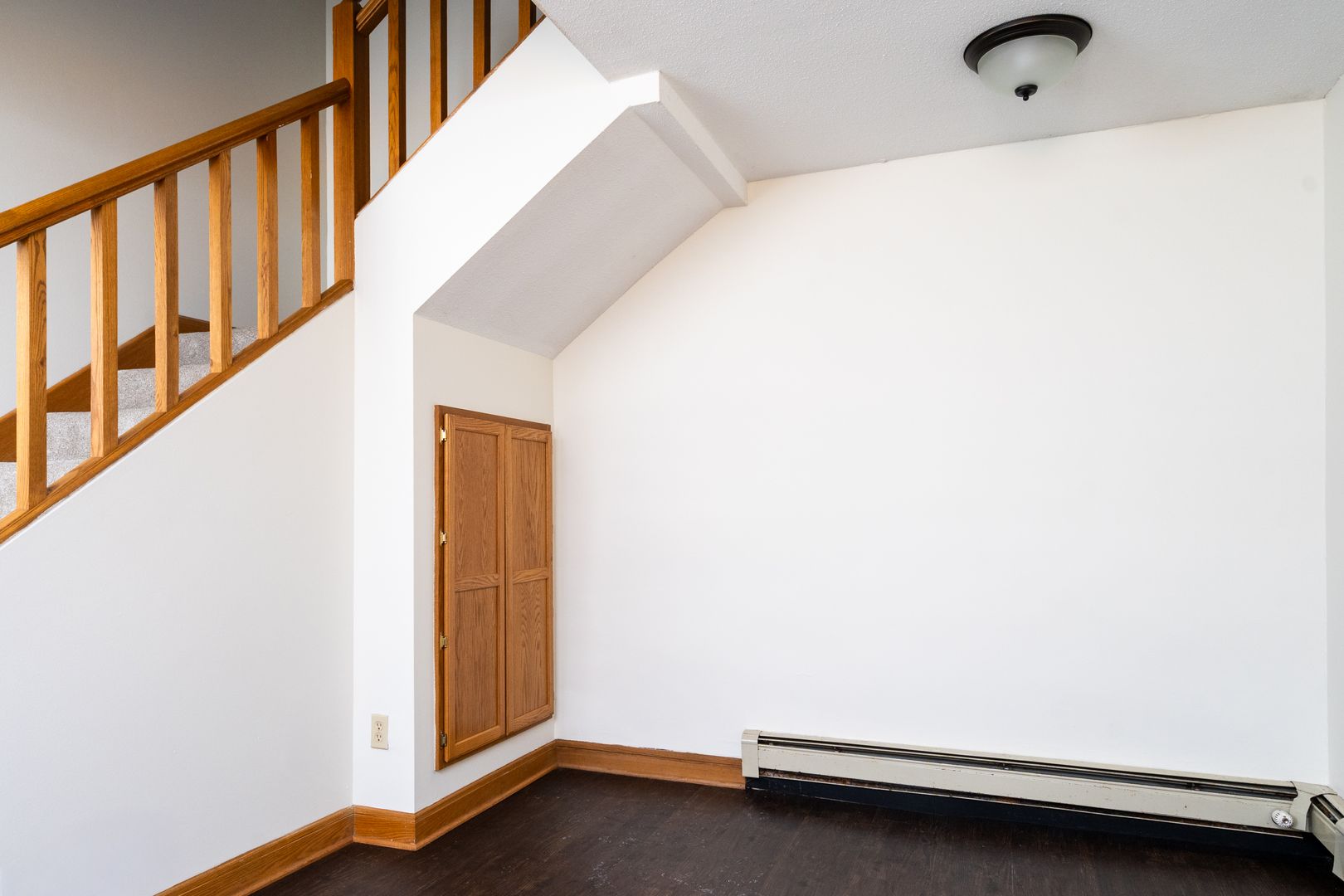 St Paul Apartment: 614 Portland Ave