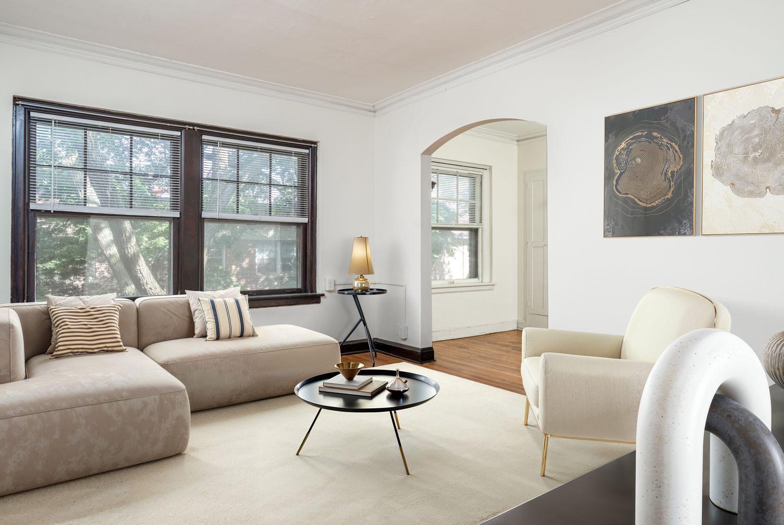 Minneapolis Apartment: 2610/18 Fremont Ave S