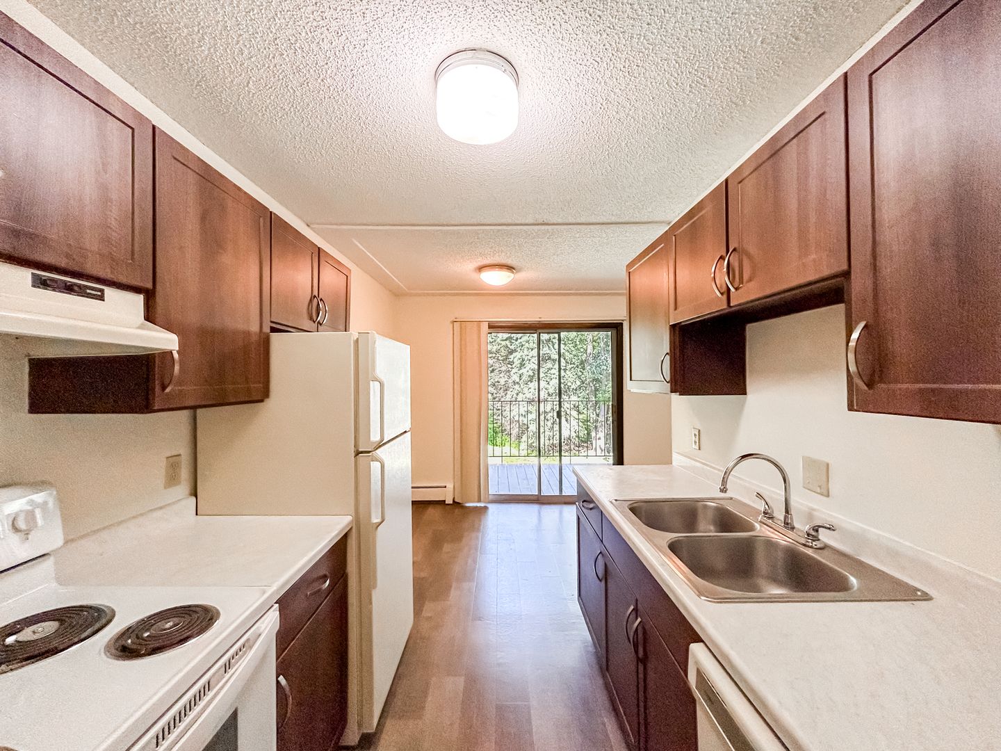 Bloomington Apartment: 10044 Nicollet Ave S