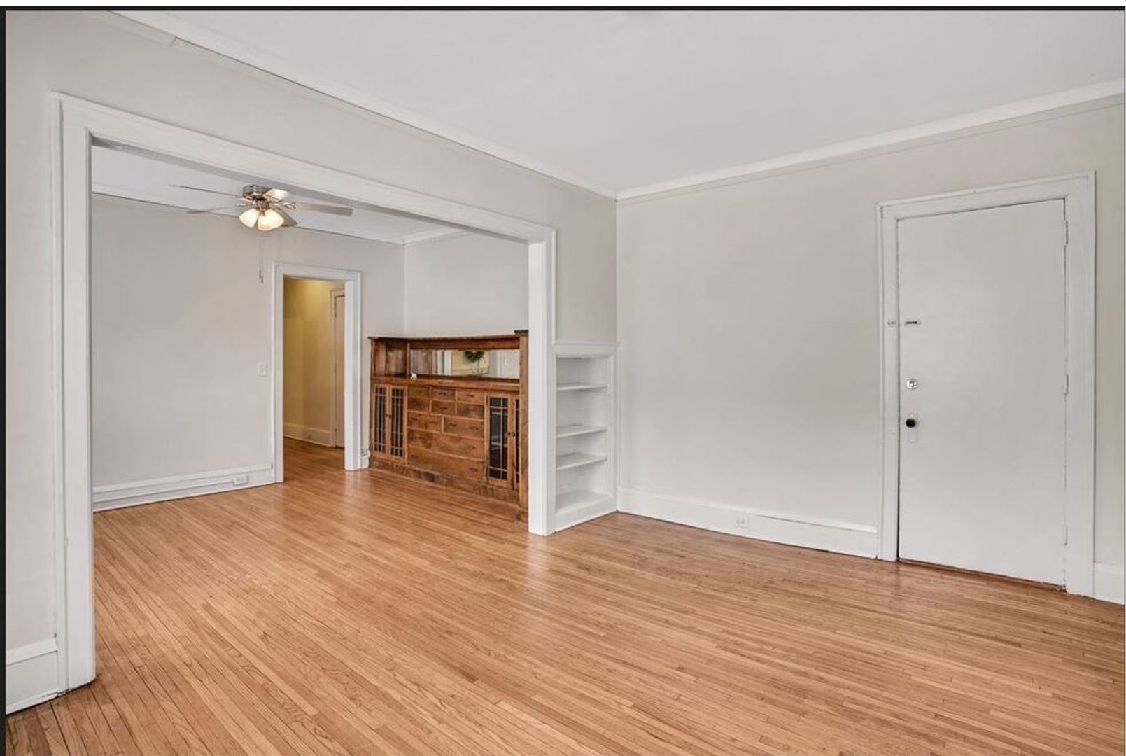 S Minneapolis Apartment: 1619 Lagoon Ave