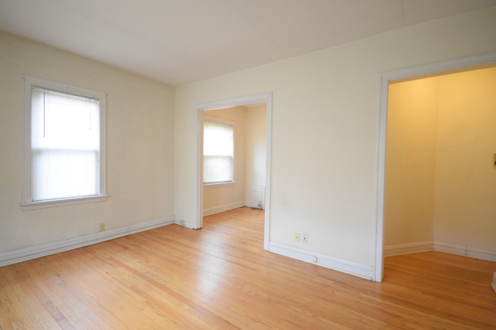Minneapolis Apartment: 2226 Garfield Ave S
