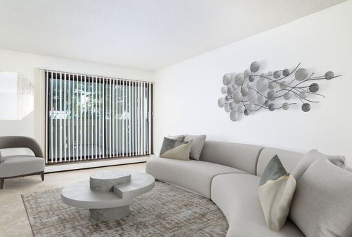 Renovated 1BR -2321 Aldrich S with a dishwasher - underground parking available!! – photo 1