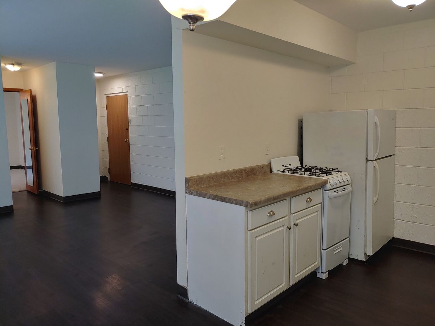 Minneapolis Apartment: 2009 Bryant Ave S