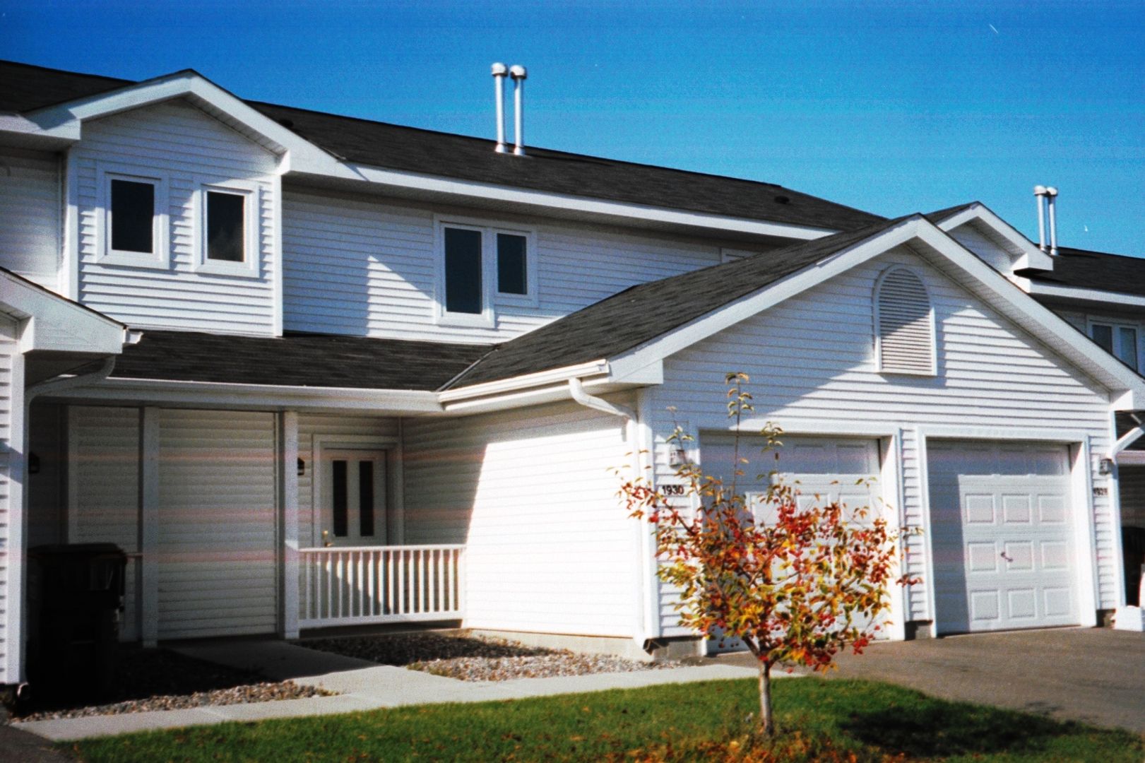 Hudson Apartment: 1900-1966 Brookstone Circle