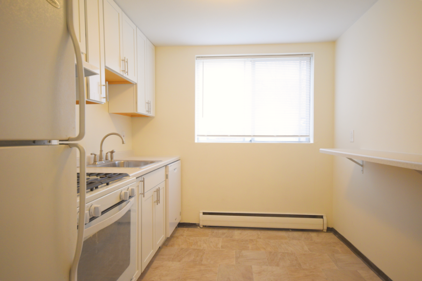 Minneapolis Apartment: 1700/10 Johnson St