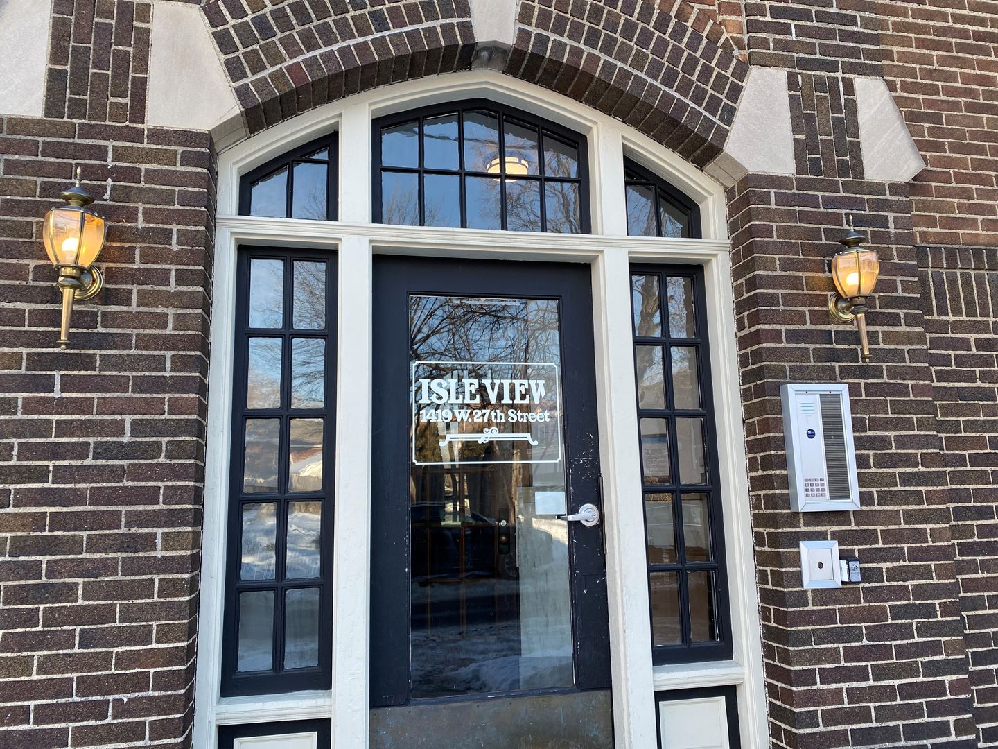 Minneapolis Apartment: 1419 West 27th St