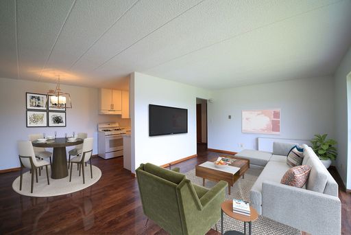 BESTIE from West End! Fantastic 1 BR/1 BATH w/ GARAGE!