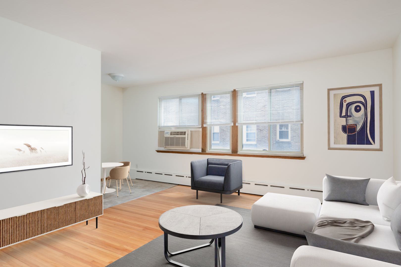 Minneapolis Apartment: 2709 Park Ave S