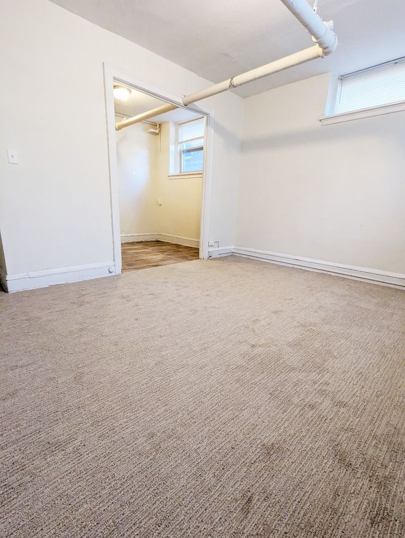 Minneapolis Apartment: 2310 Harriet Ave S