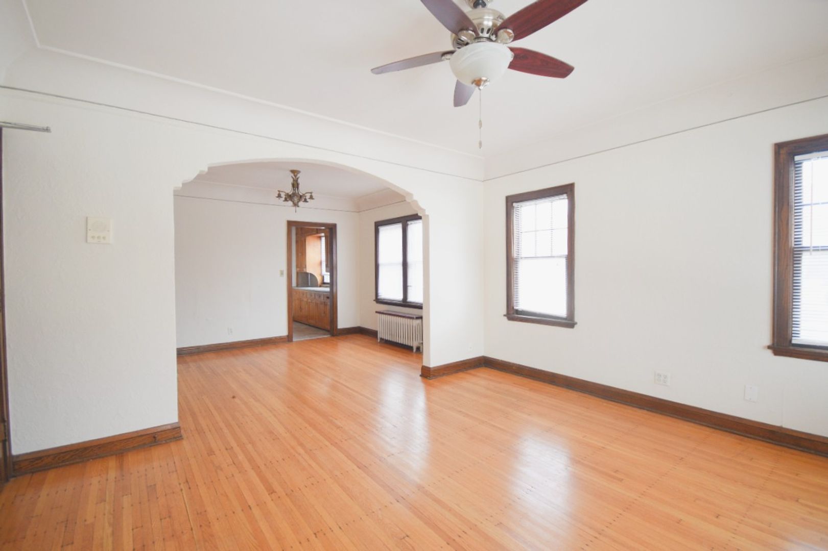 Minneapolis Apartment: 2426 Fillmore St NE