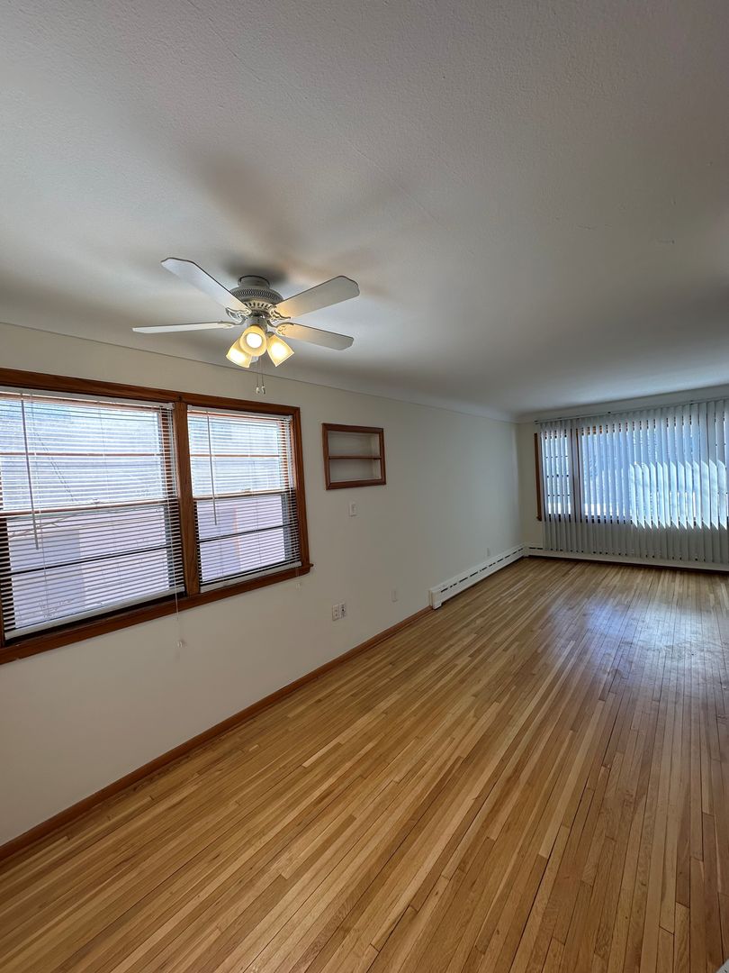 Minneapolis Apartment: 3523 Grand Ave S
