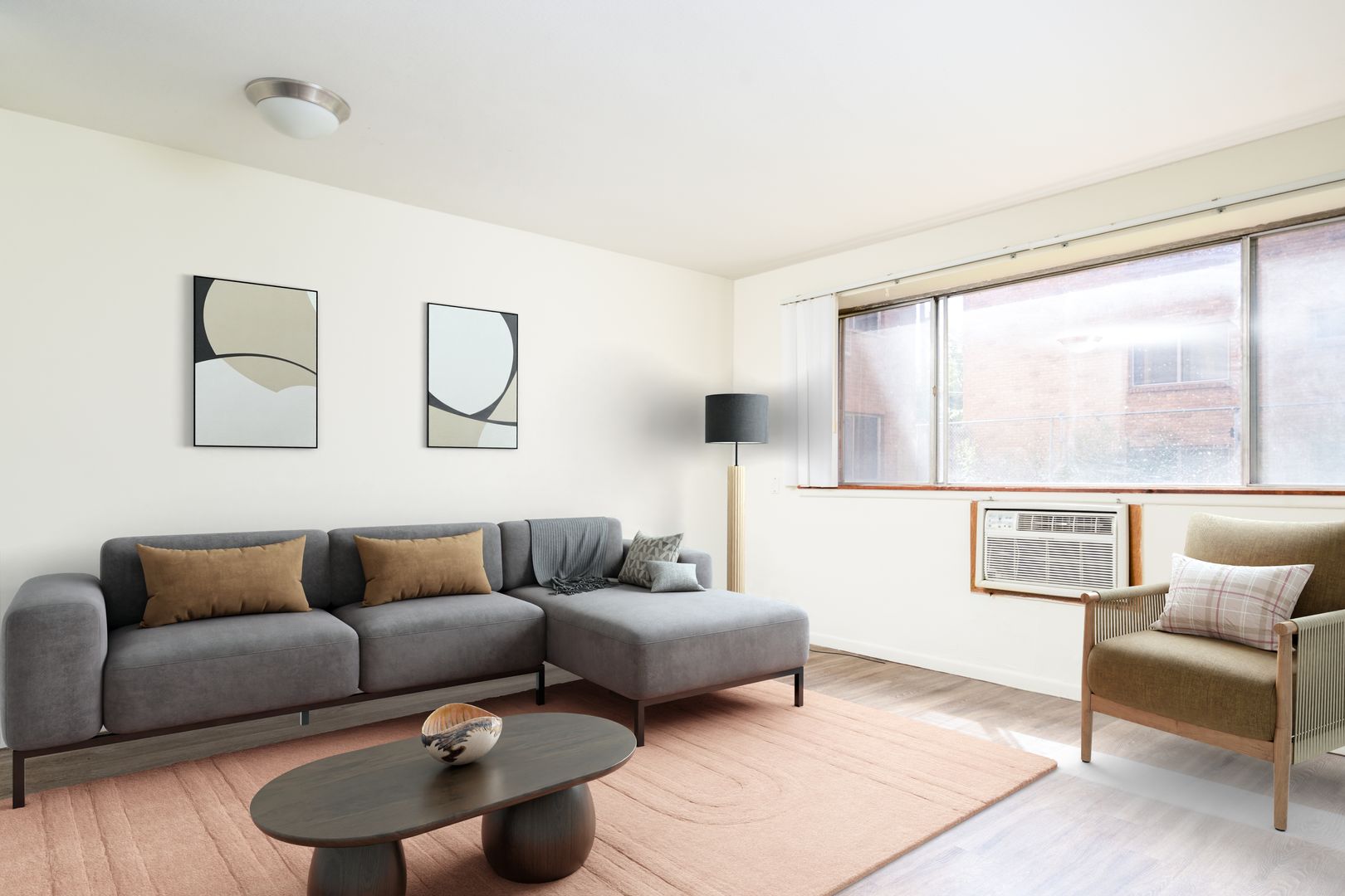 Minneapolis Apartment: 2001 Bryant Ave S