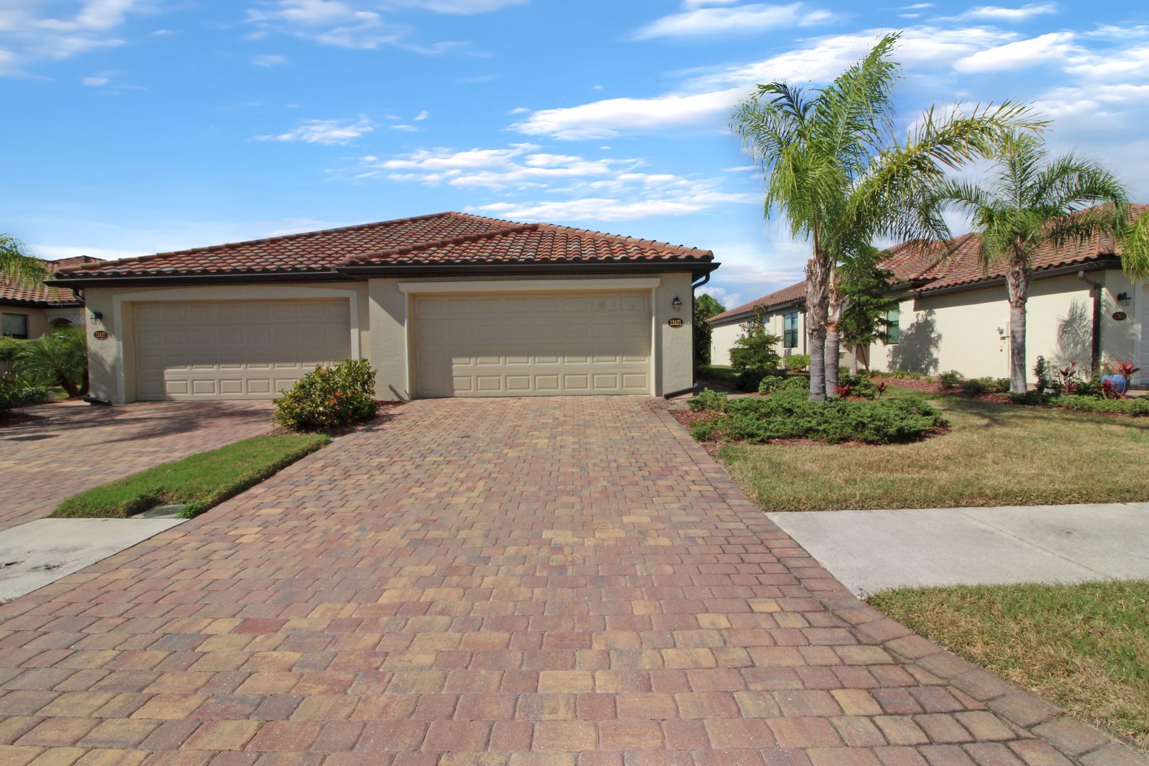 Venice House: 12421 Amica Loop