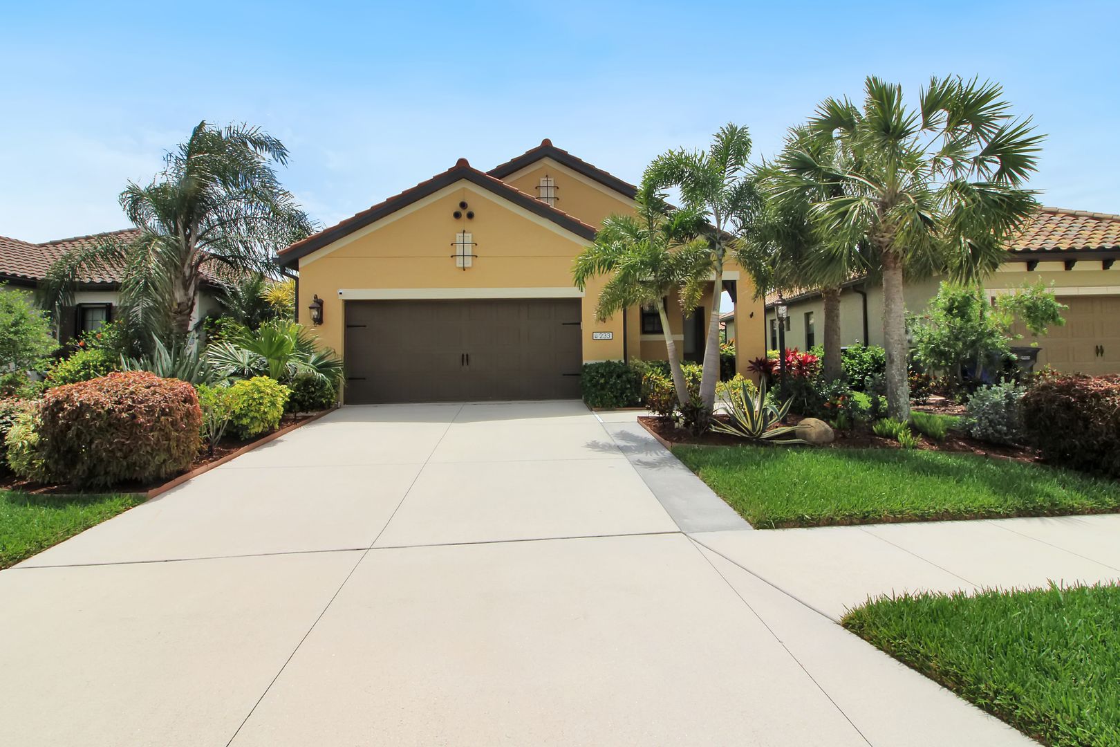 Nokomis House: 233 Marcheno Way