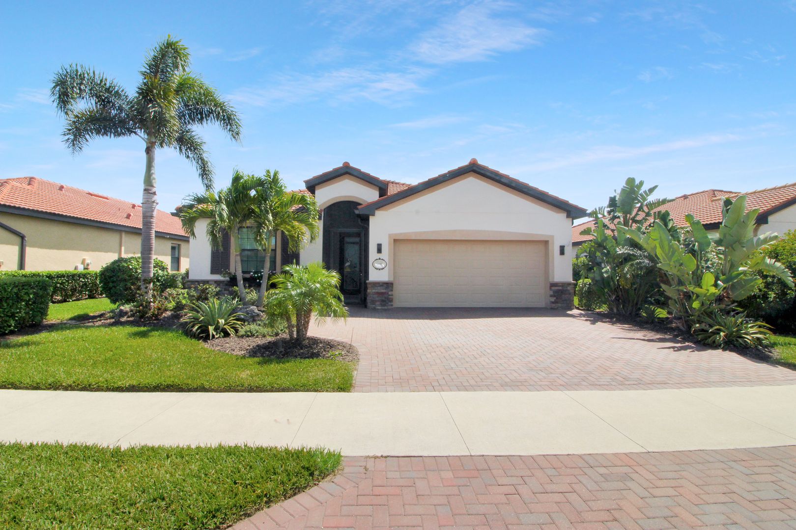 Venice House: 10507 Medjool Dr