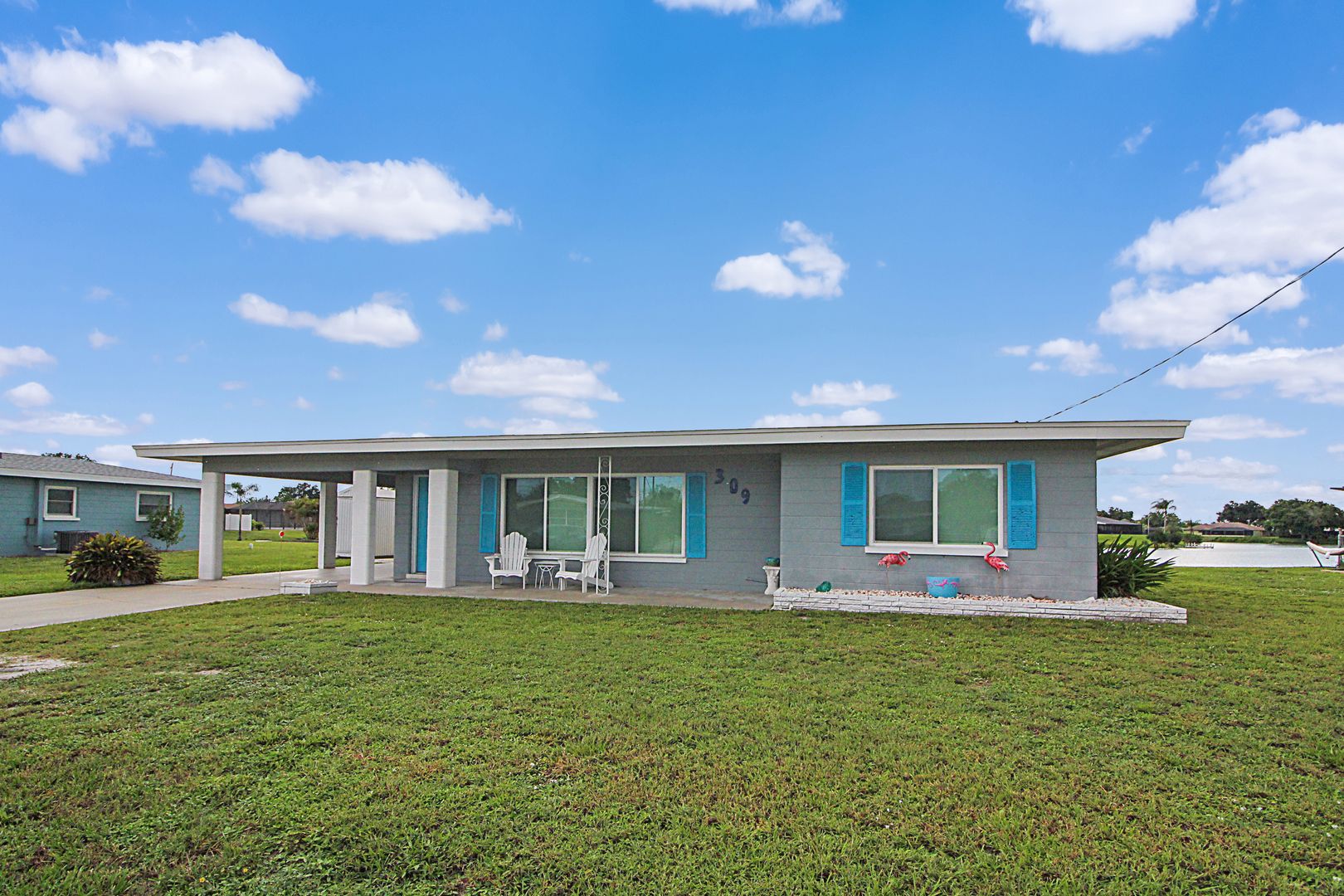 Venice Apartment: 309 Shamrock Blvd.