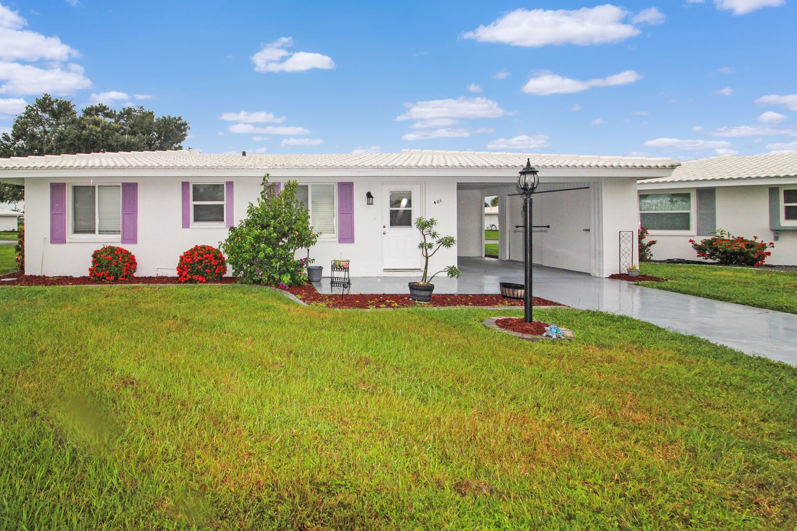 Venice House: 401 Circlewood Dr #I-7