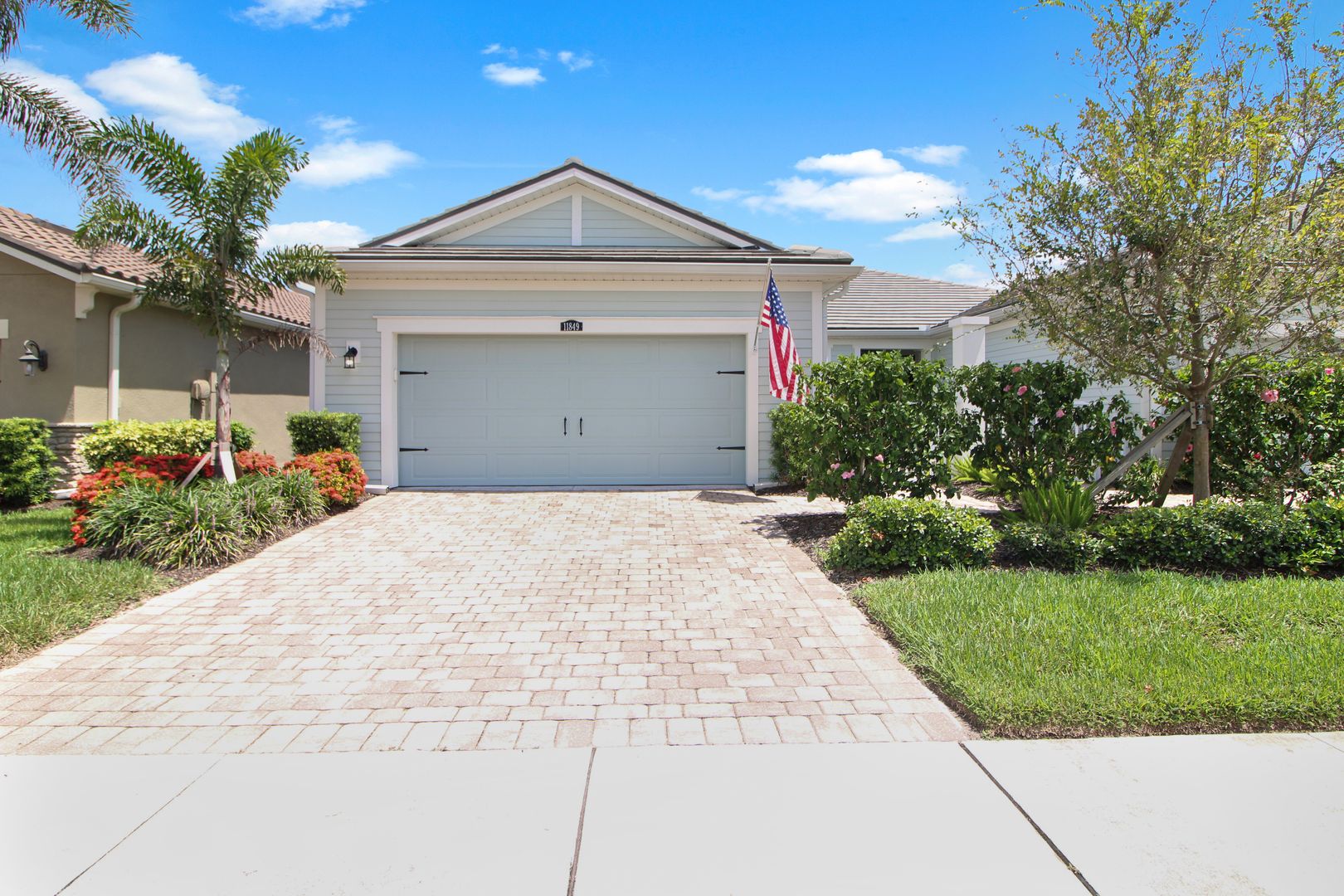 Venice Apartment: 11849 Tapestry Ln