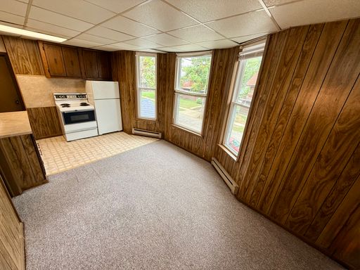 1041 7th Street, Apt 303, Charleston
