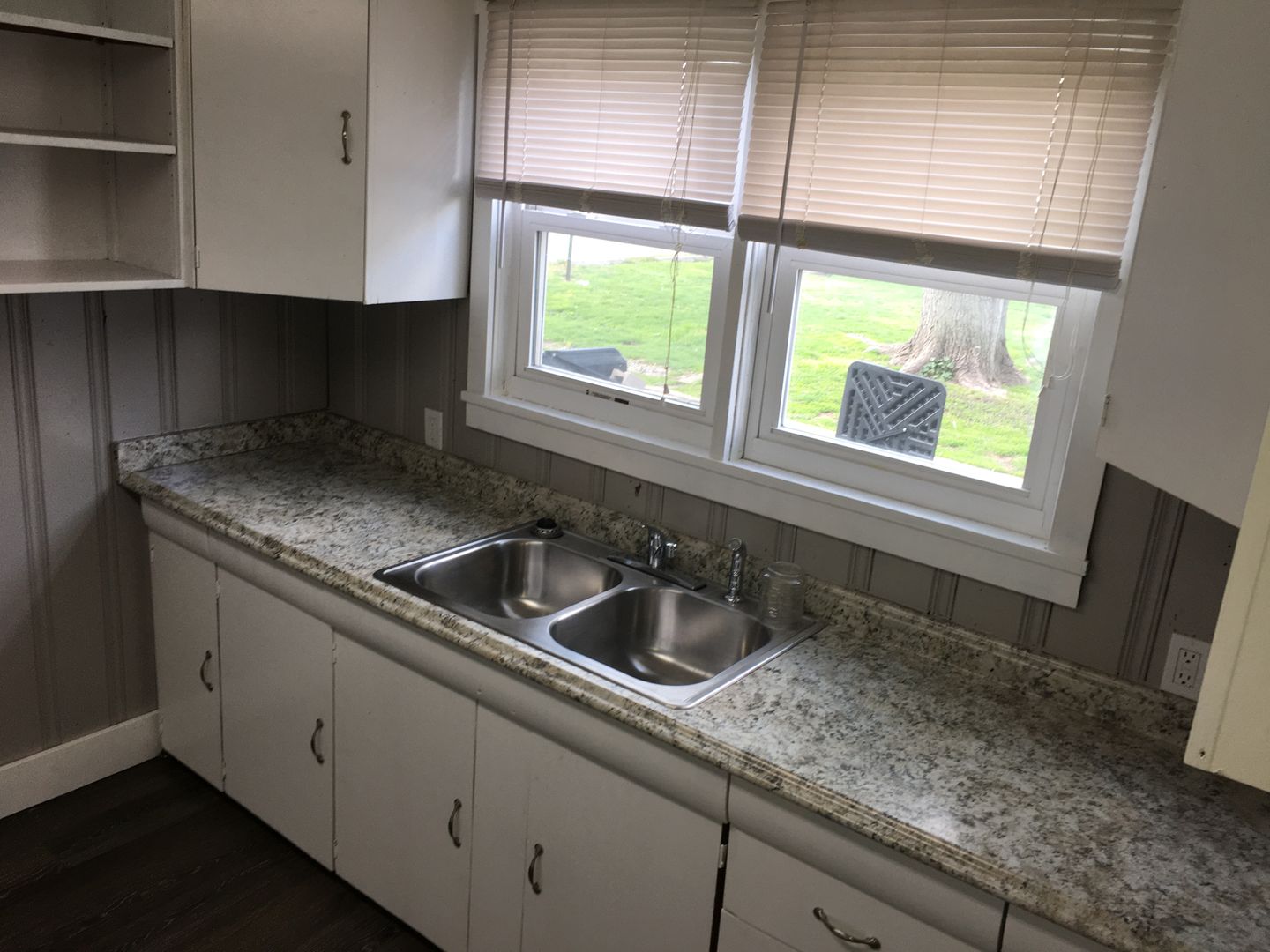 Charleston Apartment: 1518 10th Street