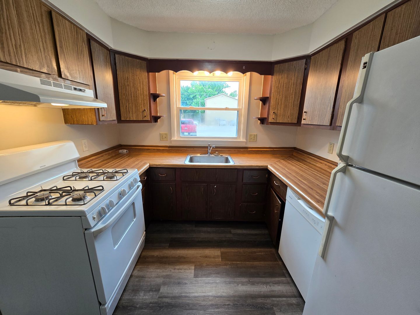 Charleston Apartment: 1107 3rd Street