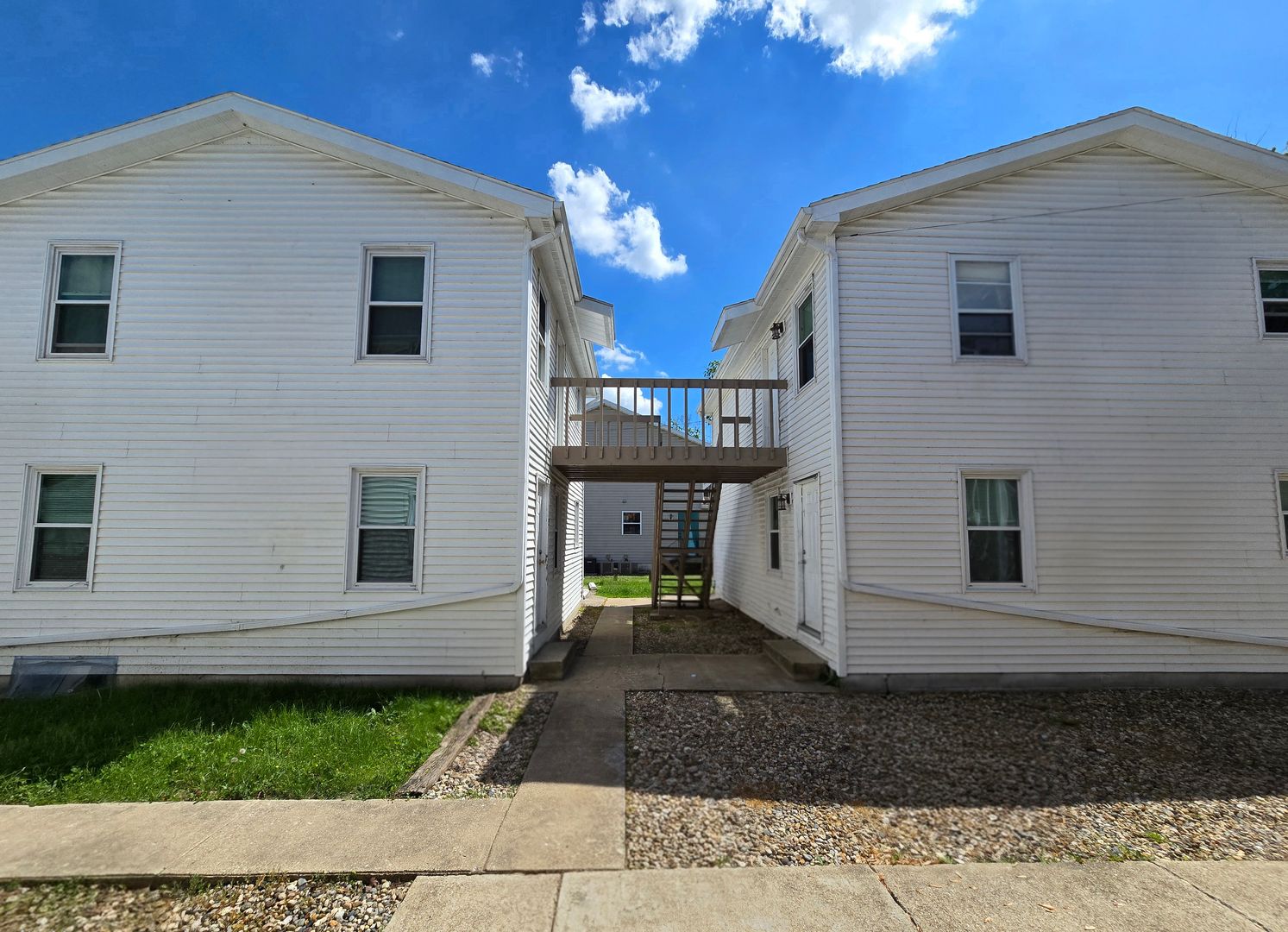 Charleston Apartment: 1109 3rd Street