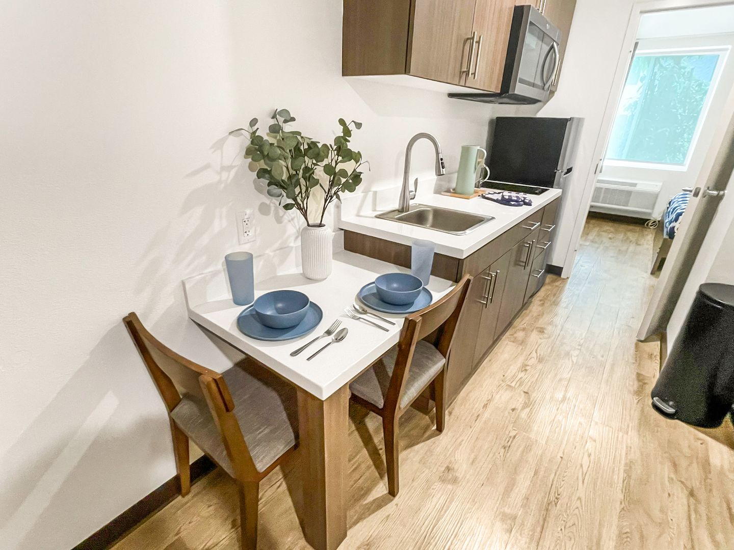 San Diego Apartment: 7798 Starling Drive