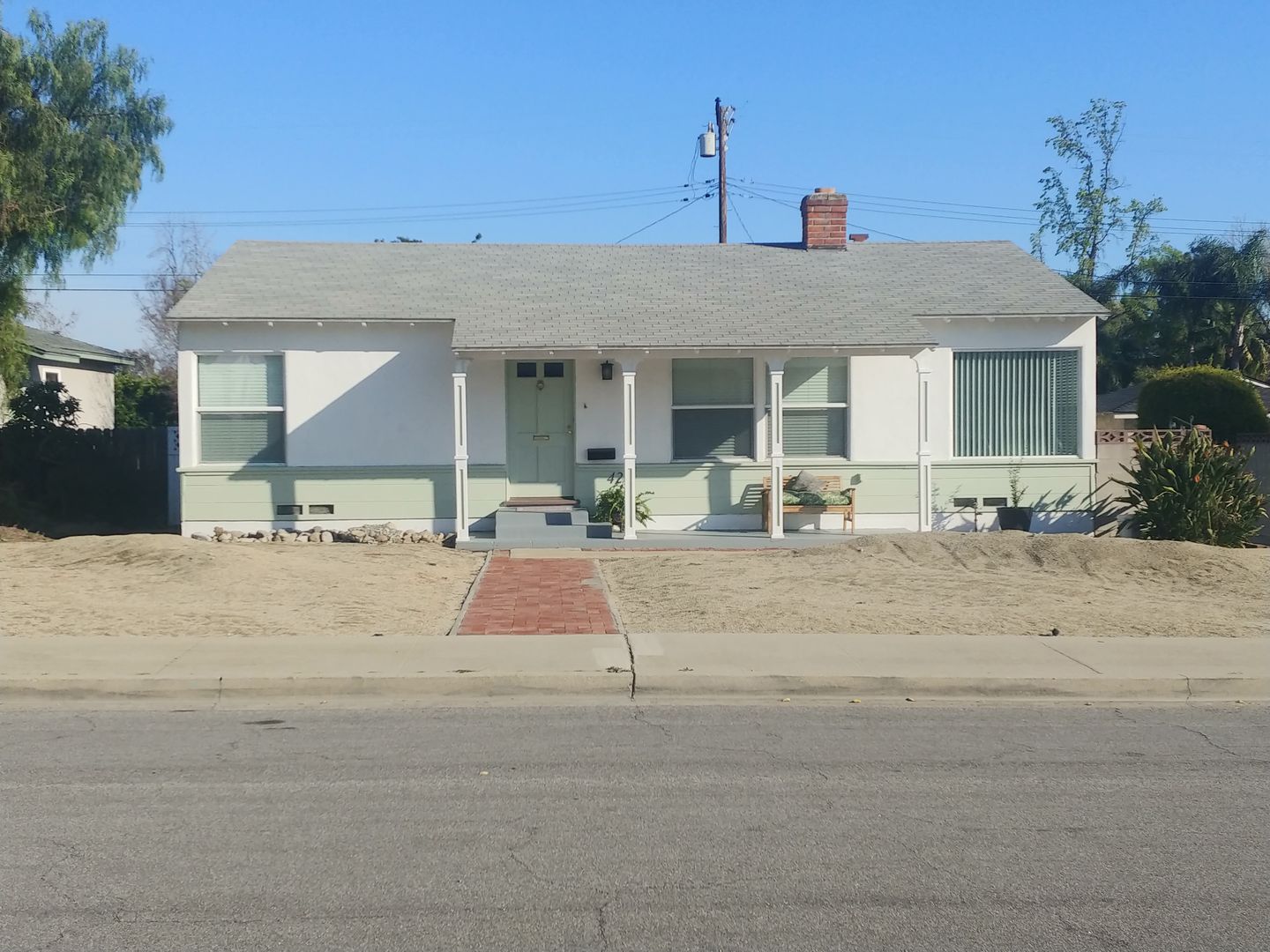 Claremont House: 426 Saint Augustine Ave