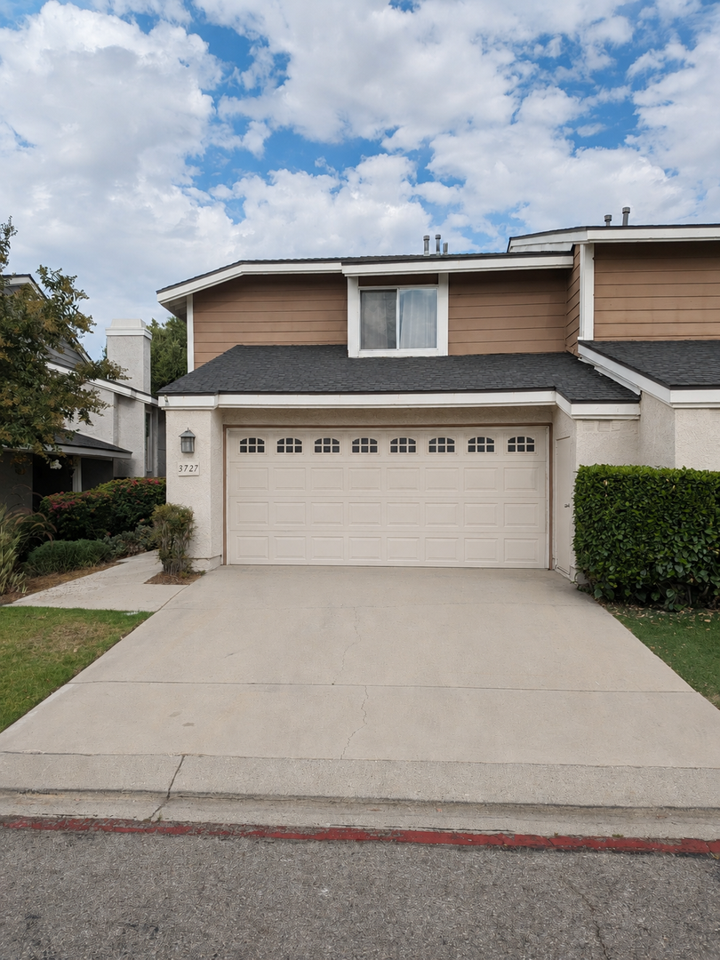 Pomona Townhome: 3727 Mesa Oak Ln