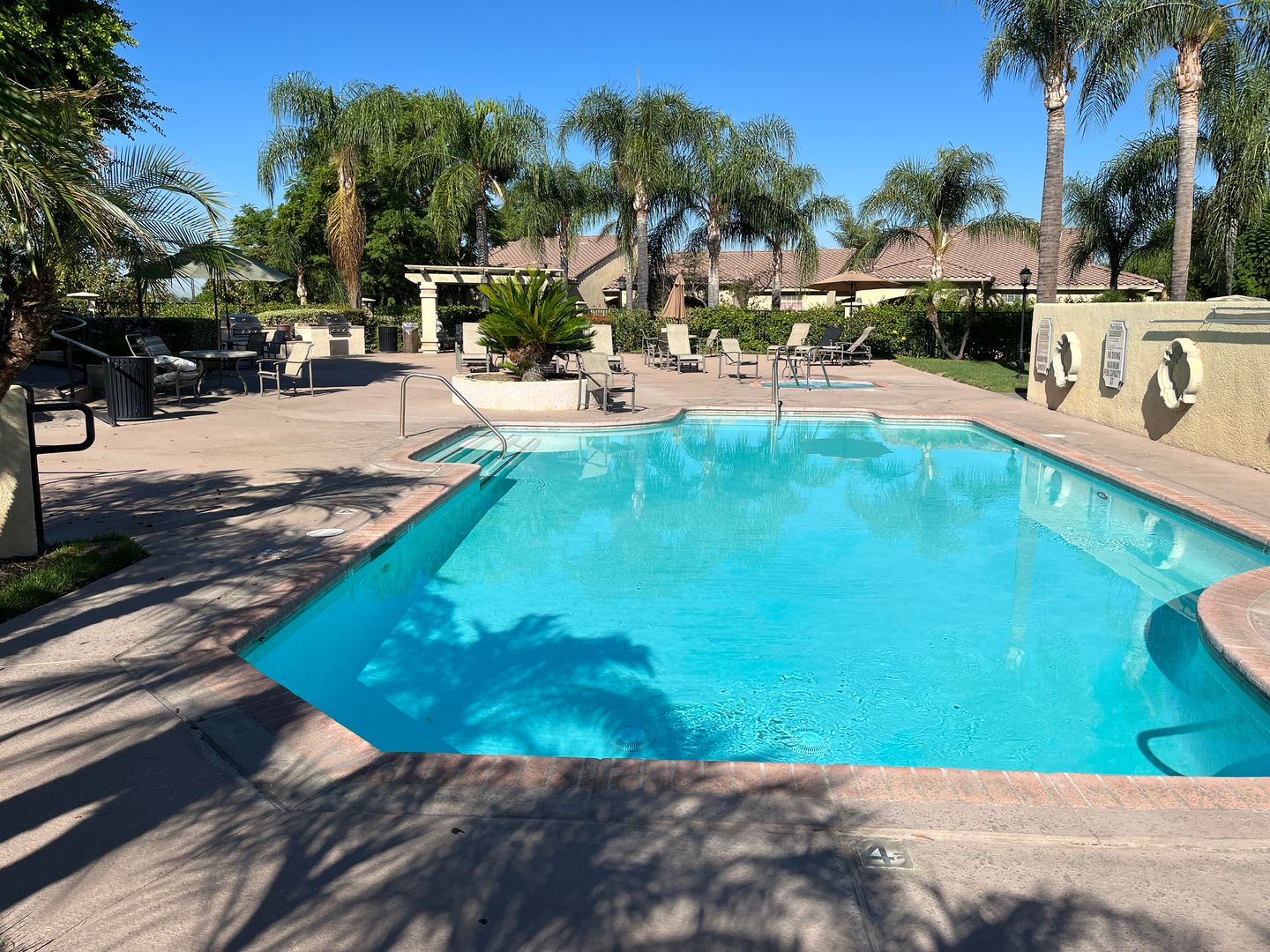 Riverside Condo: 375 Central Ave Unit 19