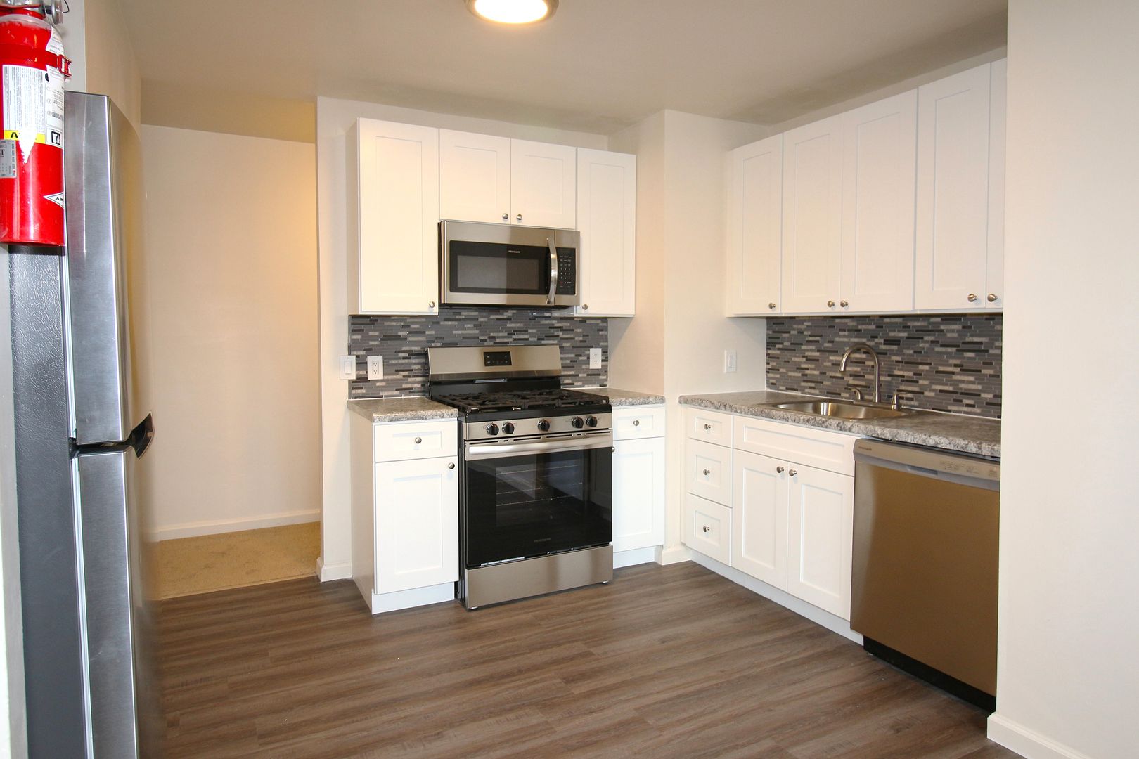 Middletown Apartment: 644 Silverlake Scotchtown Road