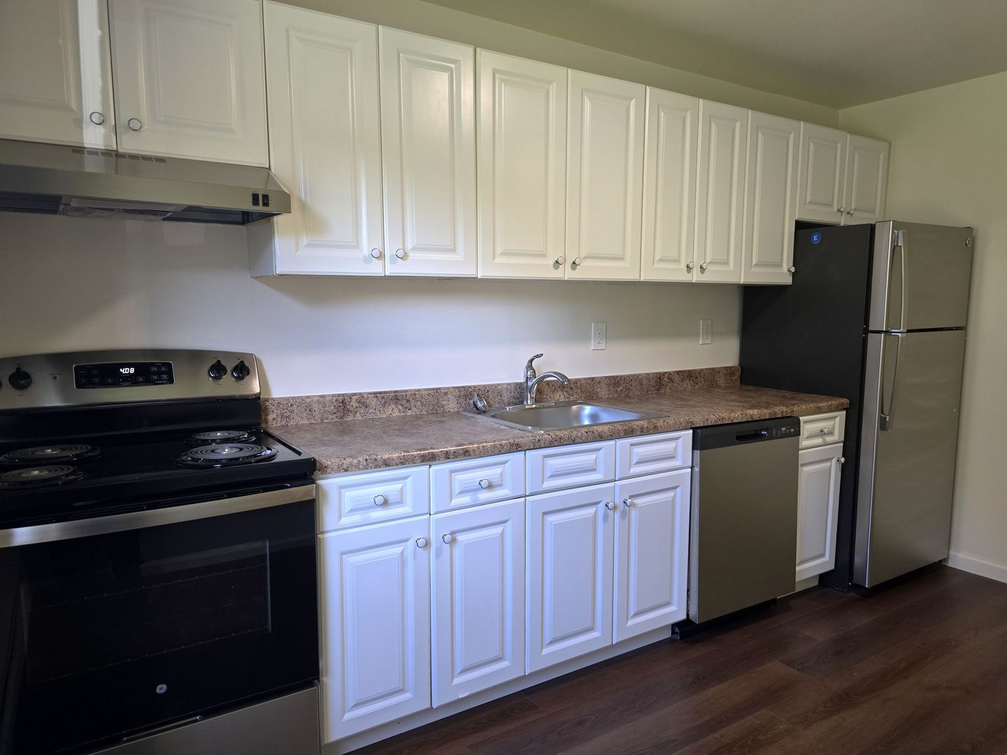 Poughkeepsie Apartment: 510 Maloney Road