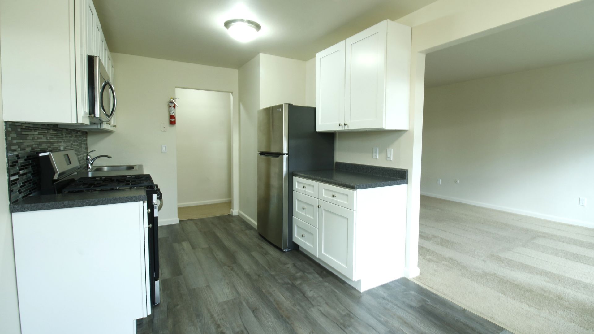 Middletown Apartment: 644 Silverlake Scotchtown Road