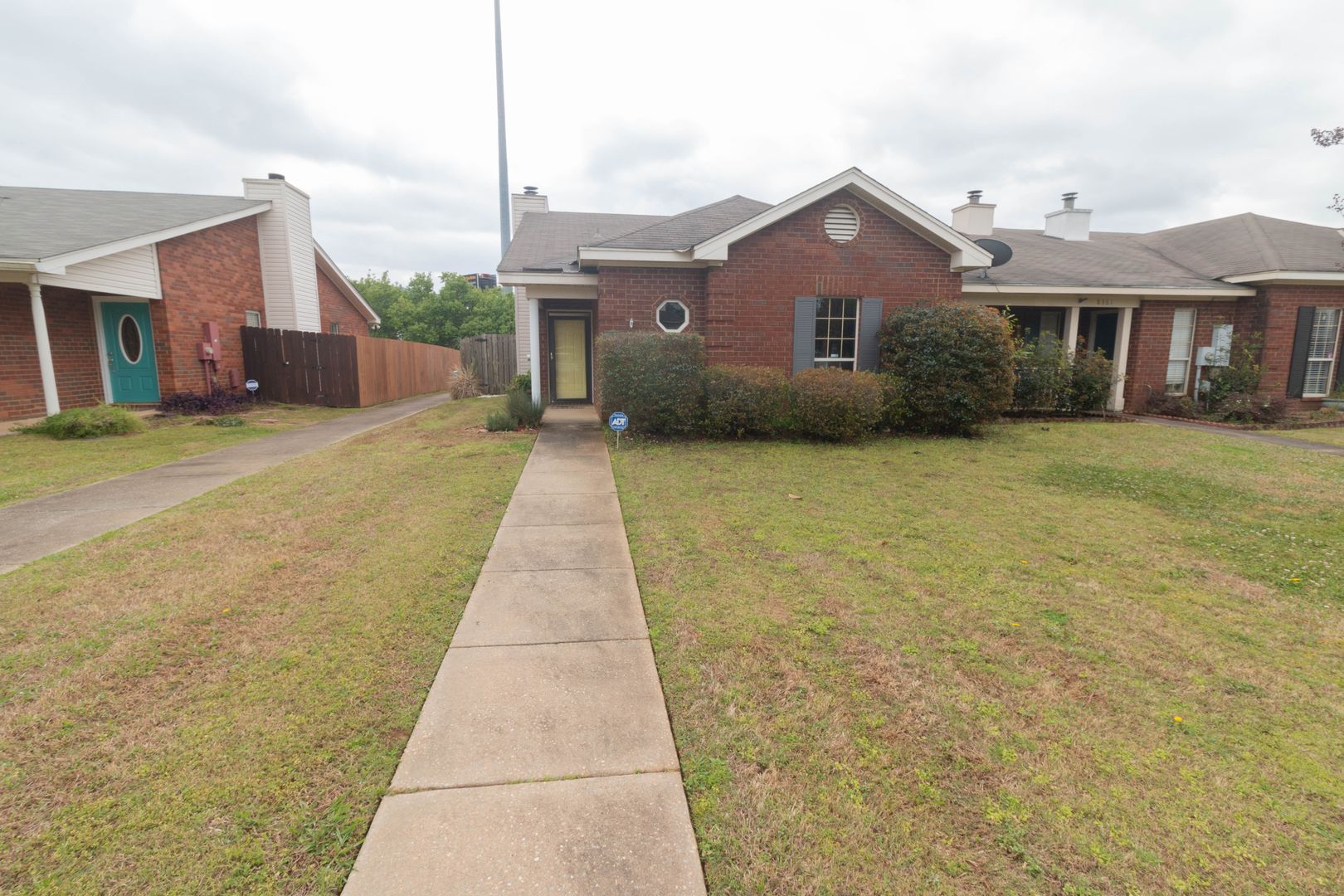 Montgomery House: 8357 Grand Oaks Ct