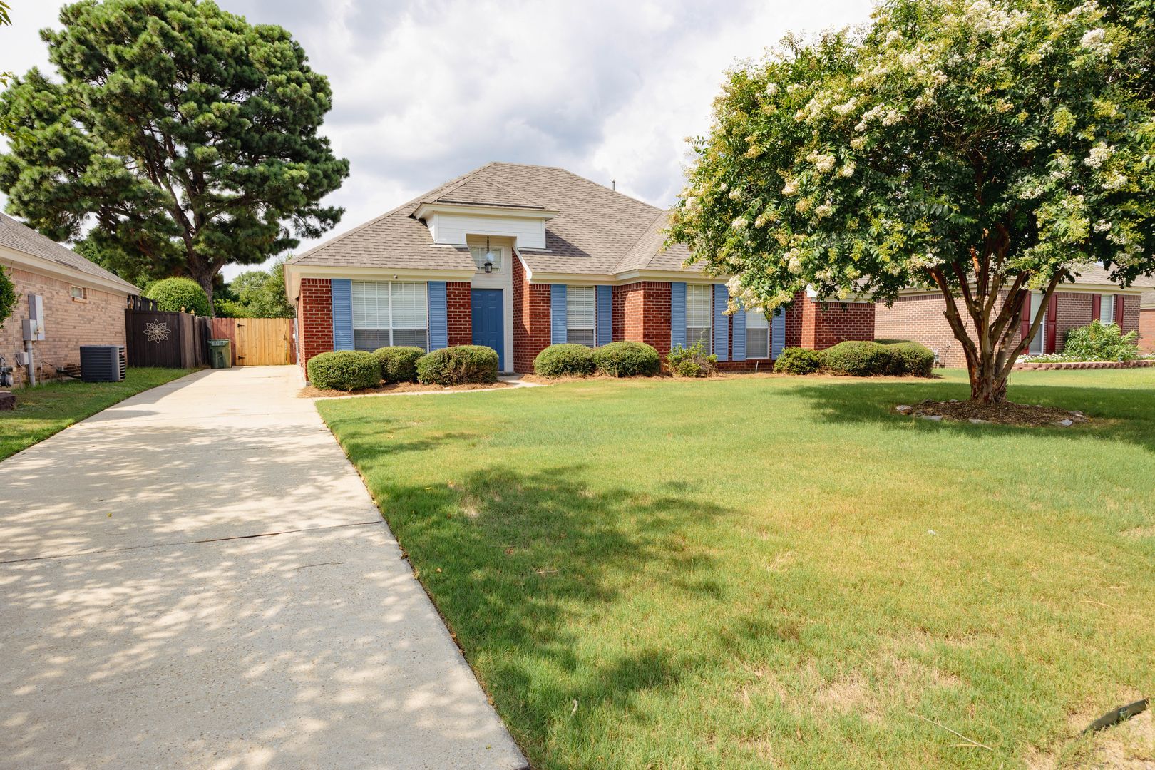 Montgomery House: 8013 Copperfield Dr.