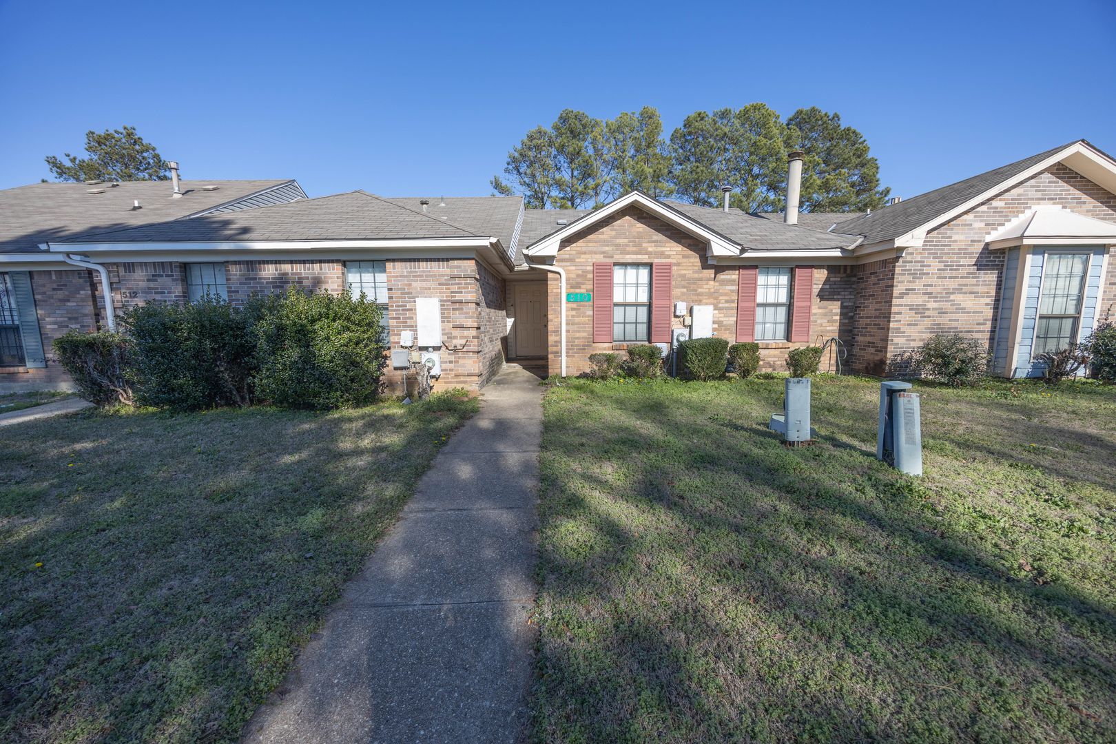 Montgomery House: 510 Hollow Wood Rd.