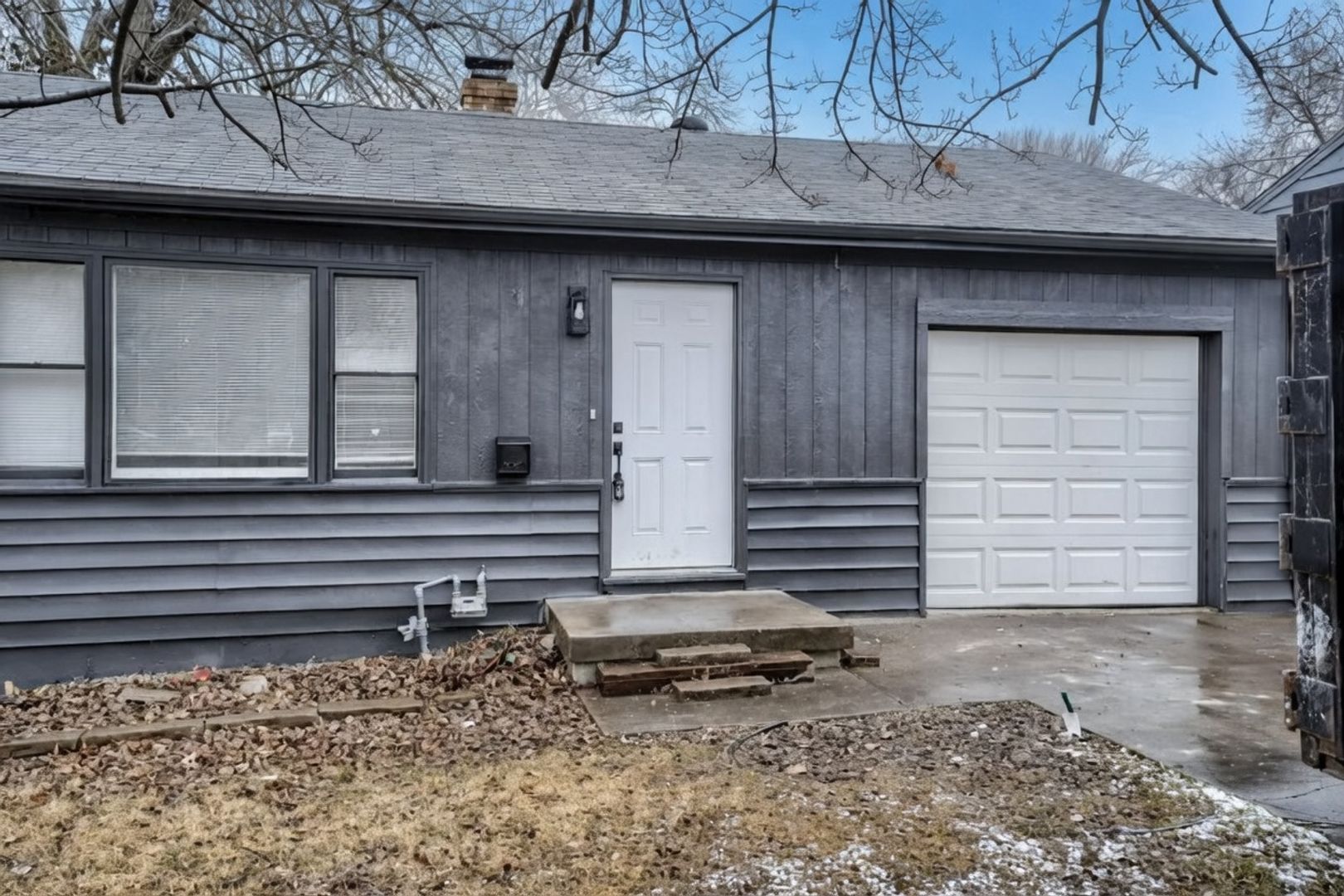 Independence House: 11409 E 31st St S