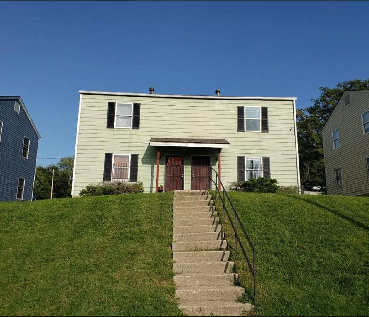 Kansas City House: 2207 Askew Avenue