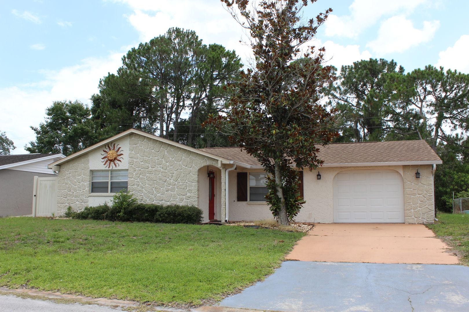 PORT RICHEY House: 6812 ROOSEVELT DR.