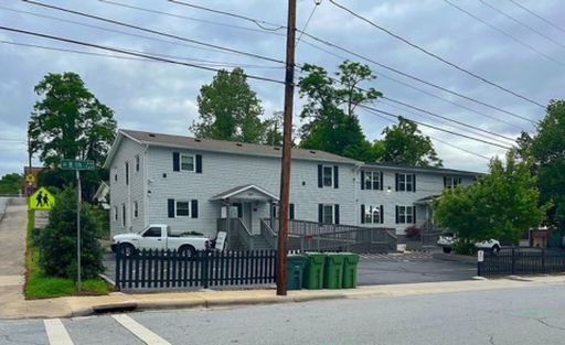 Move In Ready Studio Apartment