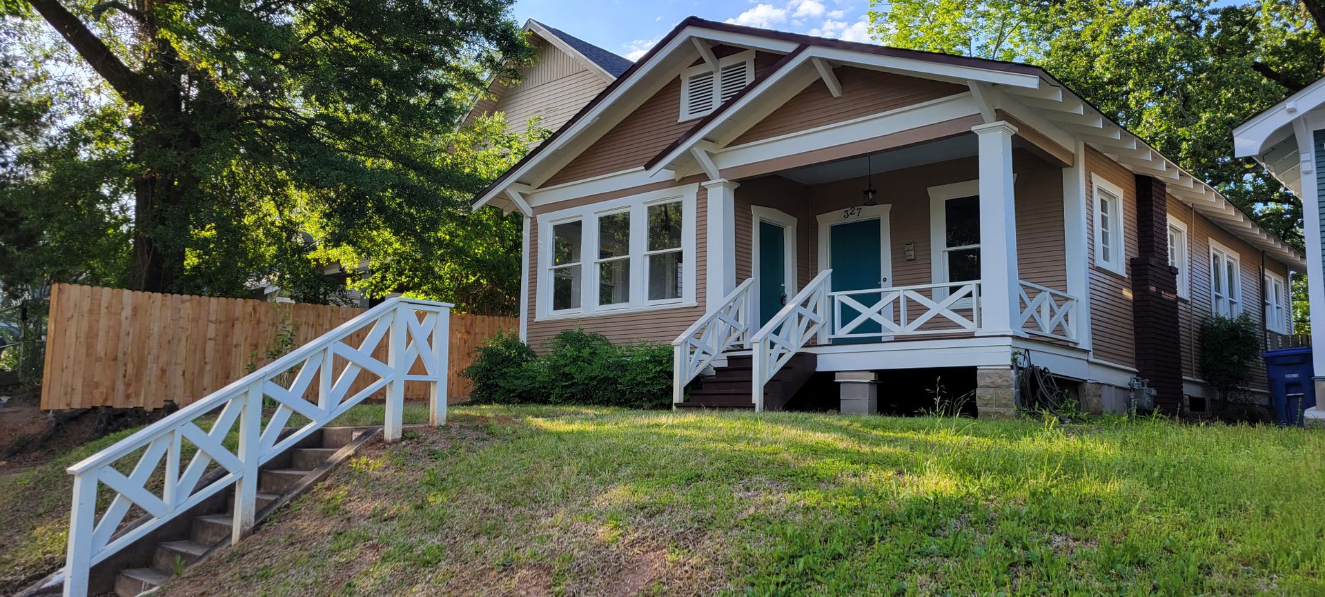 Shreveport House: 327 Wilkinson St