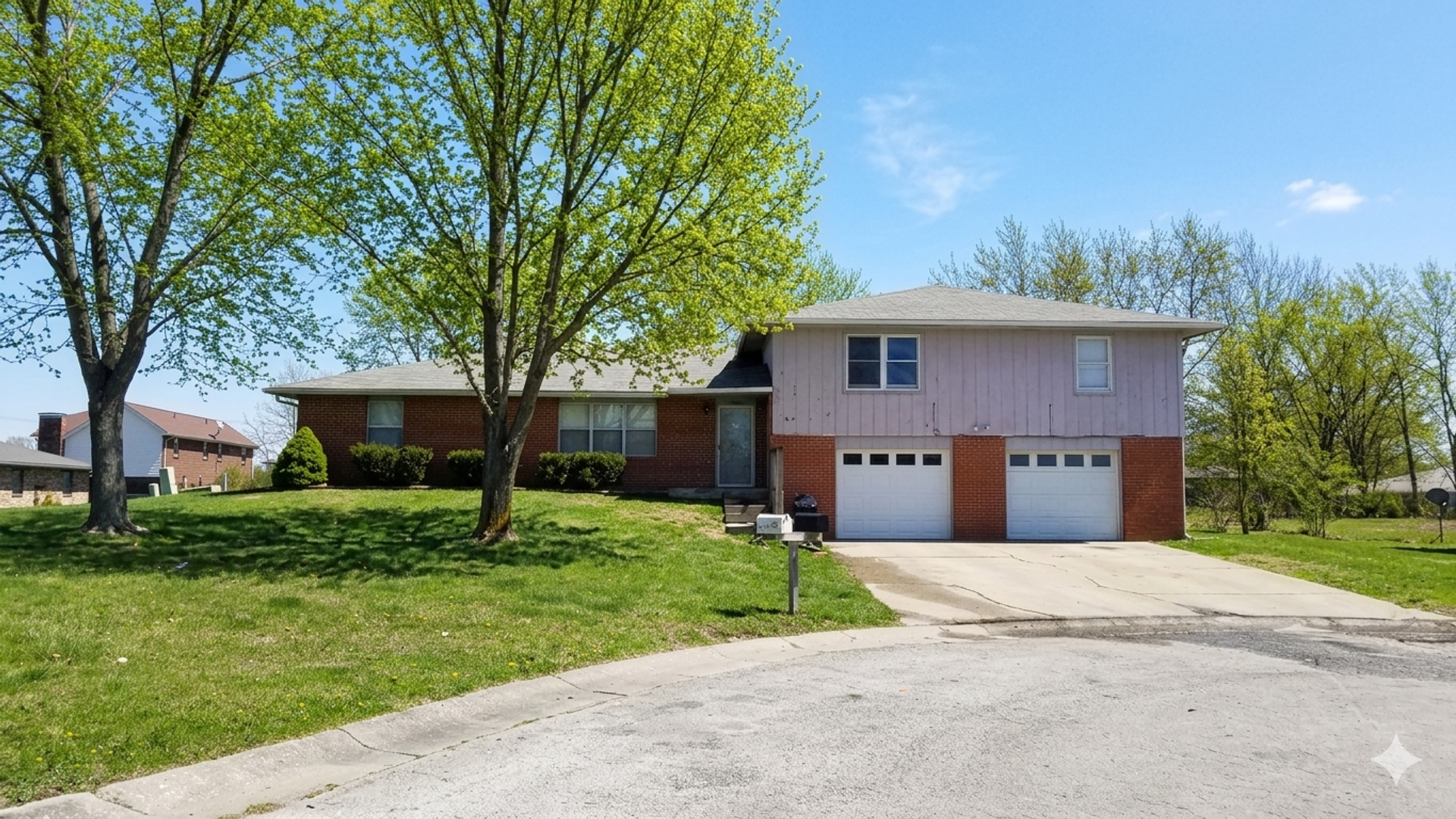 Columbia Apartment: 4632-4634 Southampton Ct