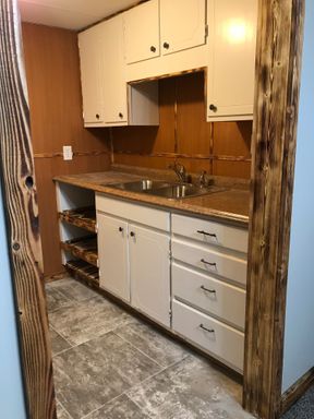 Beautifully Renovated 1 Bedroom Close to the Capitol!