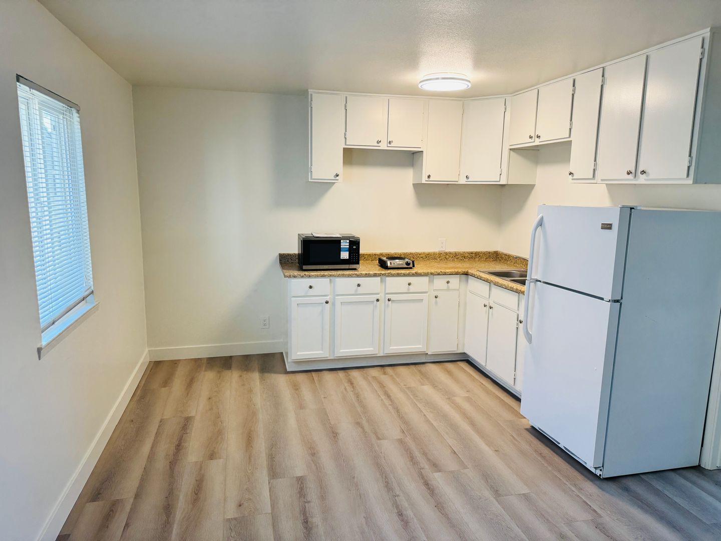 Fountain Valley Apartment: 10070 San Pablo Ct