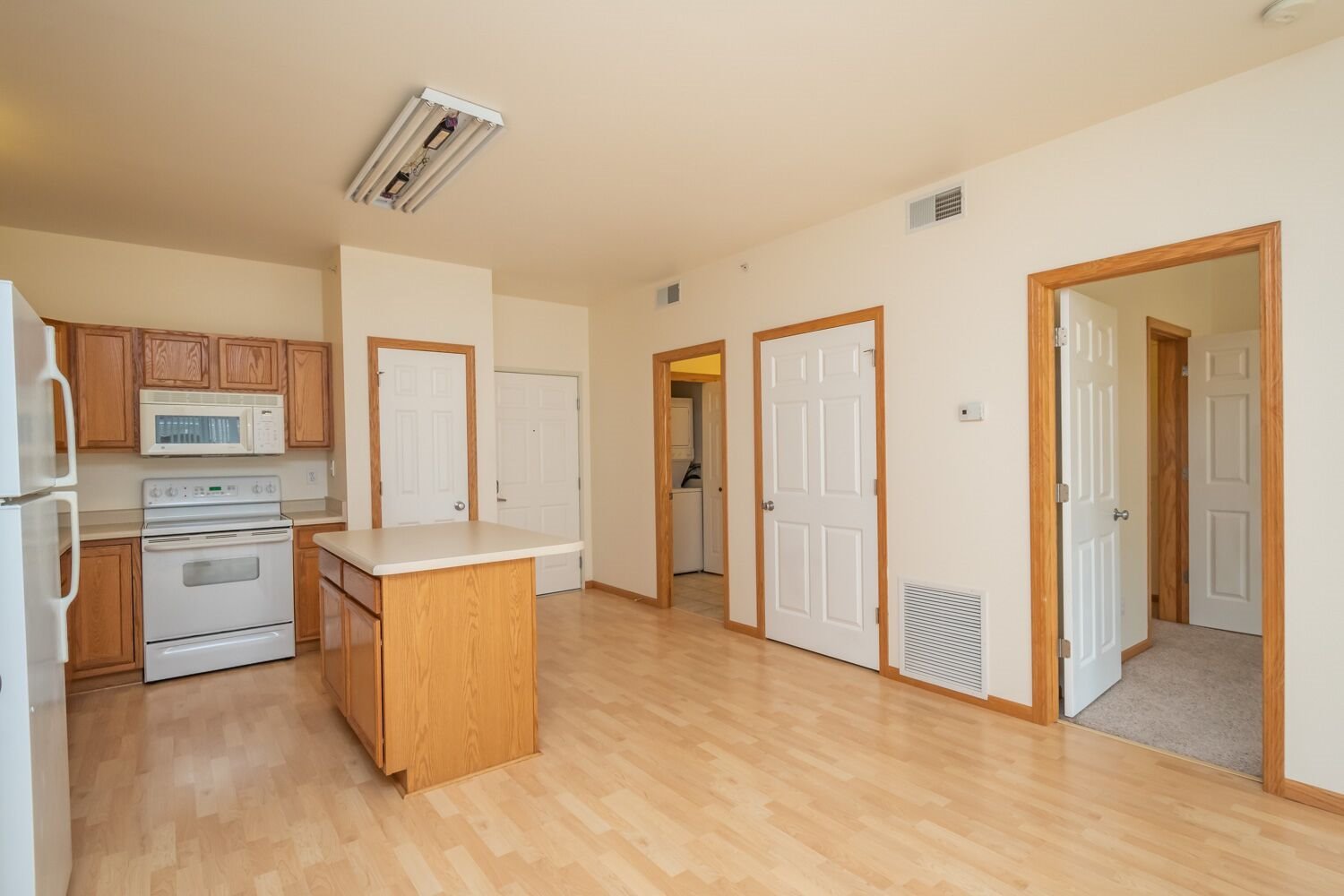 Coralville Apartment: 29 Redtail Bend Units 1 - 36