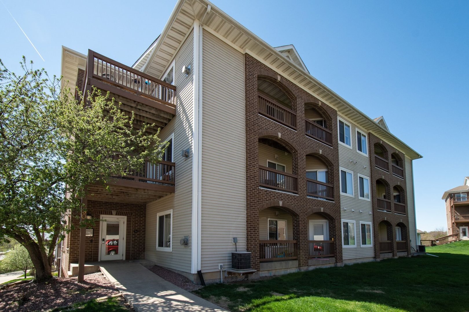 Coralville Apartment: 30 Redtail Bend Units 1 - 12