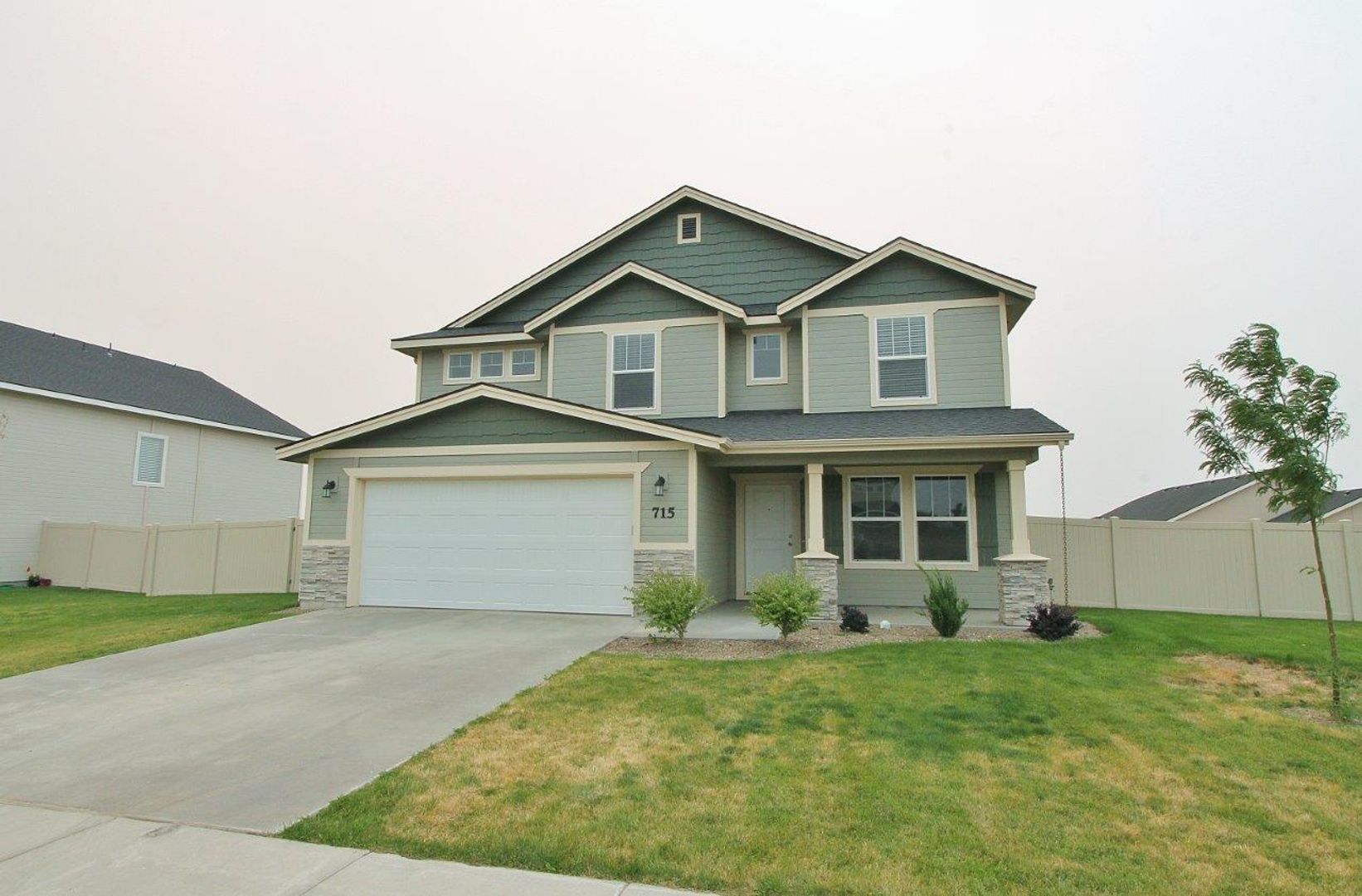 Mountain Home House: 715 SW Inby St