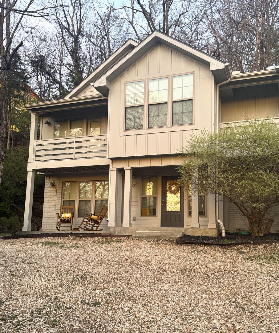 Fayetteville Apartment: N Oklahoma Way