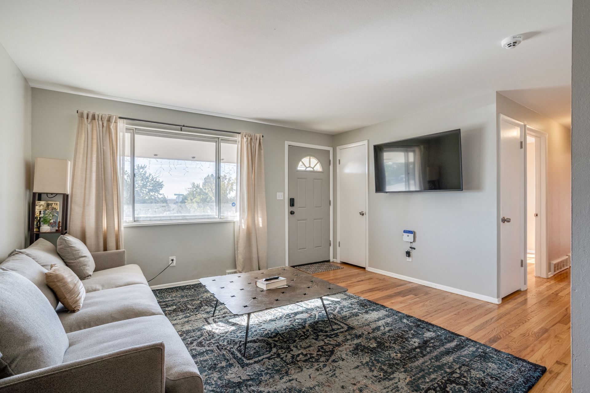 Denver Apartment: 8103 Conifer Rd - Room 3